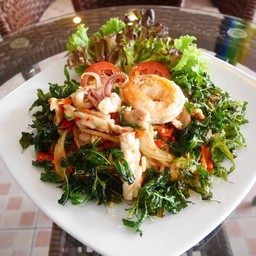 สปาขี้เมากระเพรากรอบ