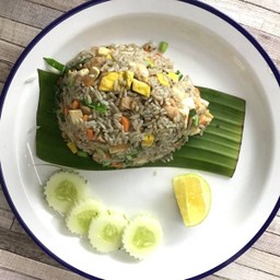 ข้าวผัดรวมมิตร เจ