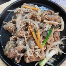Bulgogi - Korean Beef BBQ (เนื้อผัดซอส พุลโกกิ)