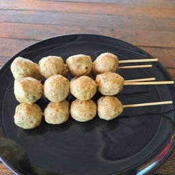 สถานีลูกชิ้นปิ้ง