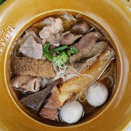 เส้นหมี่ทุกอย่าง