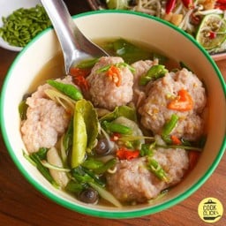 ต้มแซ่บหมูเด้ง