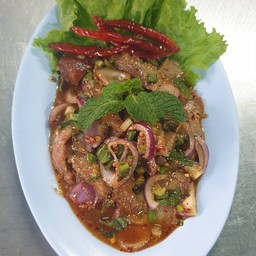 นำตกหมู
