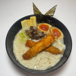 ราเมนซุปทงคัตสึ กุ้งทอด