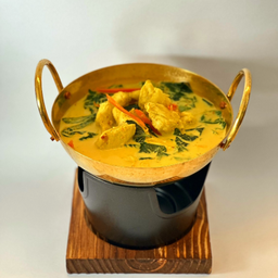 แกงเนื้อปูก้อนใบชะพลู+ขนมจีน