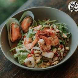 ยำทะเลรวม