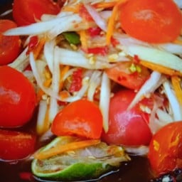 ตำไข่แดงเค็มปลาร้า