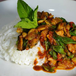 ผัดหอยลายพริกเผาราดข้าว