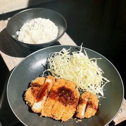ข้าวหมูทอดทงคัตสึ