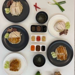 ไก่สับใหญ่ (L) แถมข้าวมัน 3 ห่อ