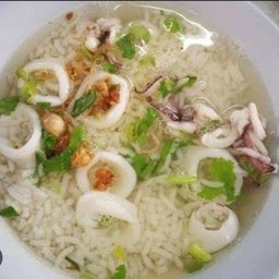 ข้าวต้มปลาหมึก