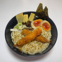 โชยุราเมน กุ้งทอด