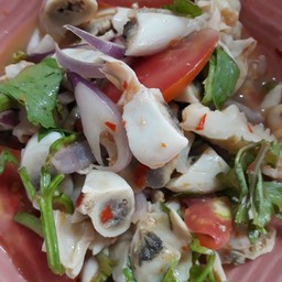 ยำไส้ตัน