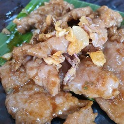 ข้าวราดหมูกระเทียม