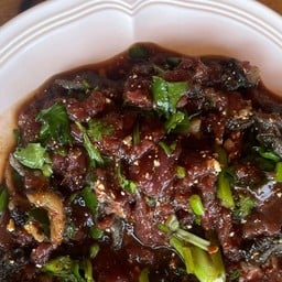 เตี๋ยว ลือชา