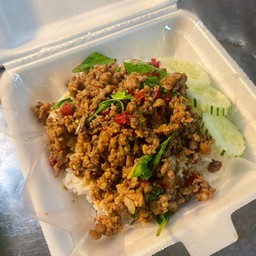 ข้าวกะเพราหมู