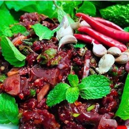 ลาบเนื้อ