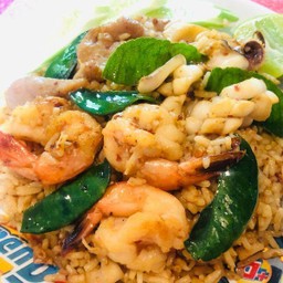 ข้าวผัดต้มยำ