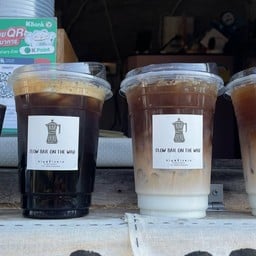 Slow Bar On The Way กาแฟข้างทาง @ คลองแม่ข่า