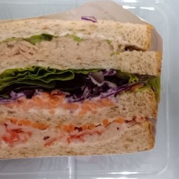 แซนวิชสุขภาพปูอัดทูน่า