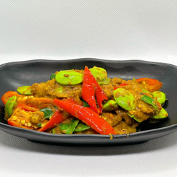 ผัดเผ็ดสะตอหมู