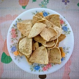 ยำใหญ่ ไก่ตุ๋น