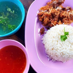 ข้าวมันไก่ทอดพิเศษ