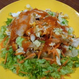 เส้นใหญ่คั่วไก่