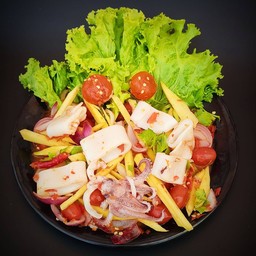 หมึกไข่เเดงมะม่วง