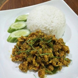 คั่วกลิ้ง ราดข้าว