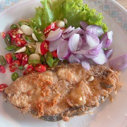 ปลาอินทรีย์เค็มทอด 1 ชิ้น