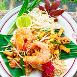 ผัดไทยกุ้งสด