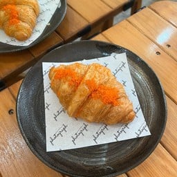 ครัวซองไข่เค็ม