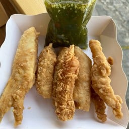 สถานีขนมจีน 10 บาท