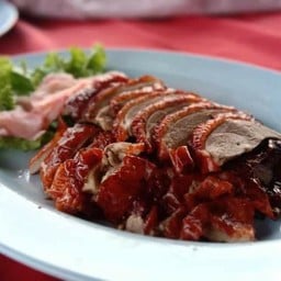 พลอยเป็ดย่าง