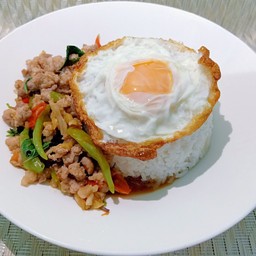ครัวกลางคืน อาหารตามสั่ง