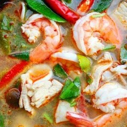 ต้มยำรวมมิตรน้ำใส