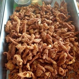 ลุงจันทร์ไก่เขย่า สาขา 75 ตลาดนัดน.สายชล