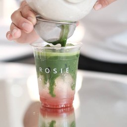 Matcha Strawberry Sparkling