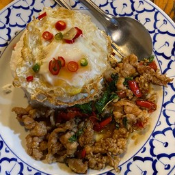 ข้าวกะเพราเนื้อวากิว