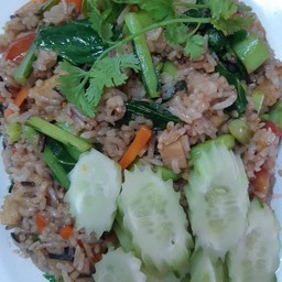 ข้าวผัดปลาเค็มเจ