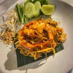 ผัดไทยกุ้งสด