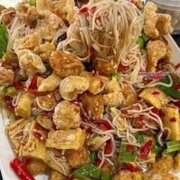 ตำขนมจีนแคบหมู