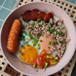 กะเพราหมูหมู& อาหารใต้