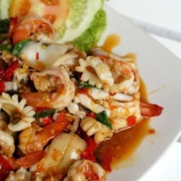 กะเพราทะเล(กับข้าว)