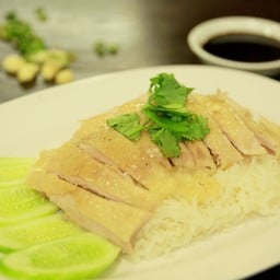 ข้าวมันไก่ไทย