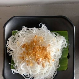 เส้นหมี่ลวก
