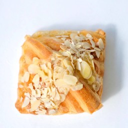 Almond Croissant