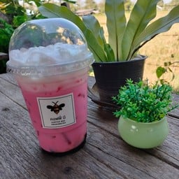 นมชมพูเย็น