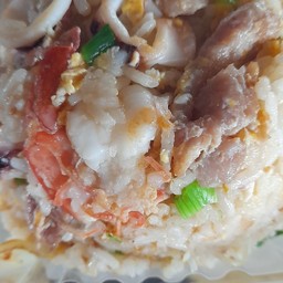ข้าวผัดรวมมิตร